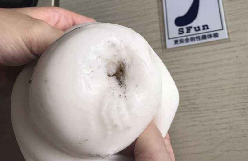 新手使用飞机杯注意事项:避免伤身_新手的图片 第1张 非常不干净的飞机杯:主要原因是劣质产品,材质差 第1张